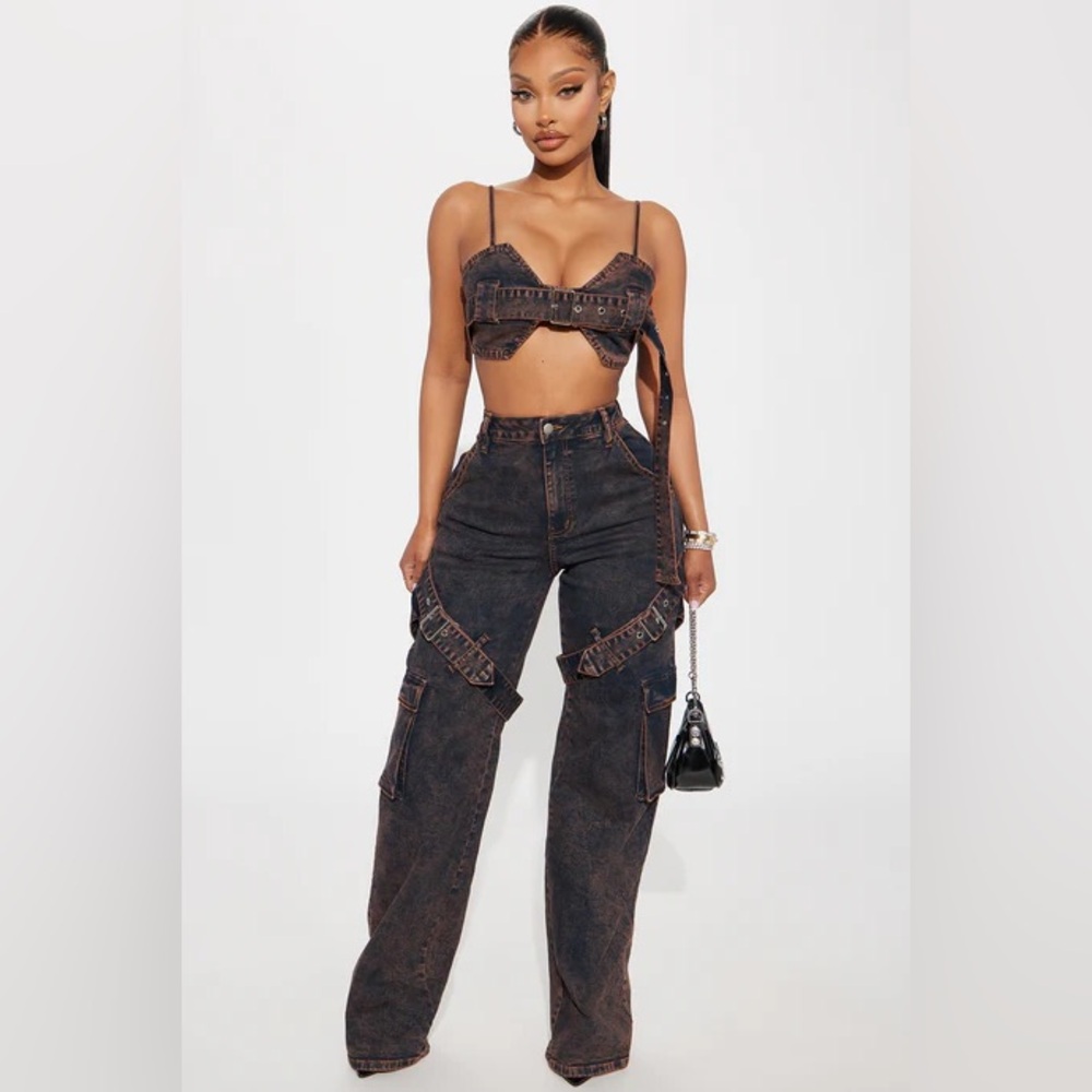 Fashion Nova Dark Wash  Rust Jeans